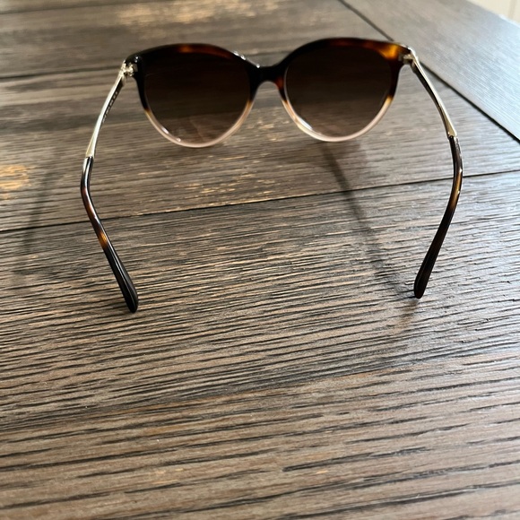 BVLGARI Sunglasses - Picture 5 of 16